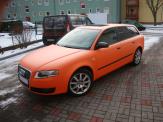 Foliendesign Barnim Vollverklebung Audi A4 B7 Avant orange Carbon Loog Trgriffe