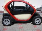 Renault Twizy Vollverklebung + Werbung - Chorona Immobilien Eberswalde