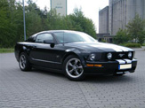 vollverklebung streifen design ford mustang schwarz 05