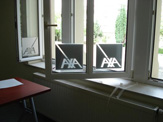 werbung axa schaufenster 01